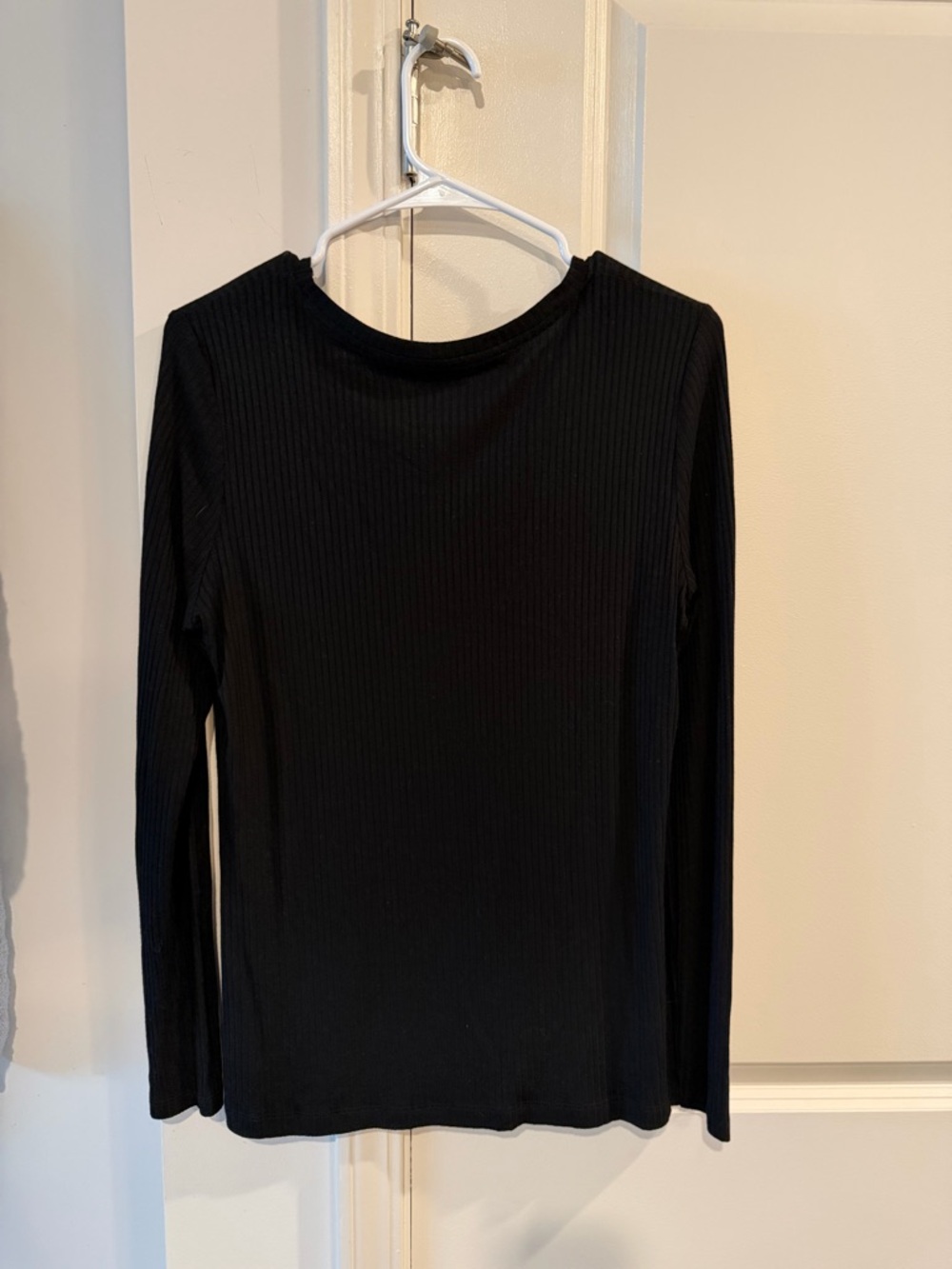 Black Ribbed Long-Sleeve Tee - Picture 3 of 3